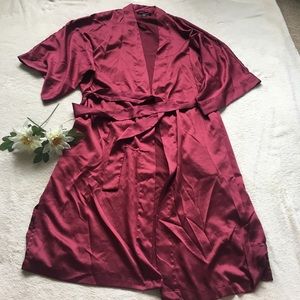 Victoria’s Secret • Kimono robe